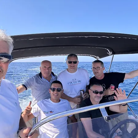 Marine Dream Båthotell *