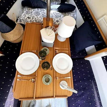 Hotel na wodzie Marine Dream *