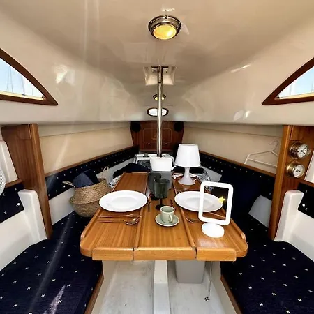 Marine Dream ספינת מלון ולנסיה