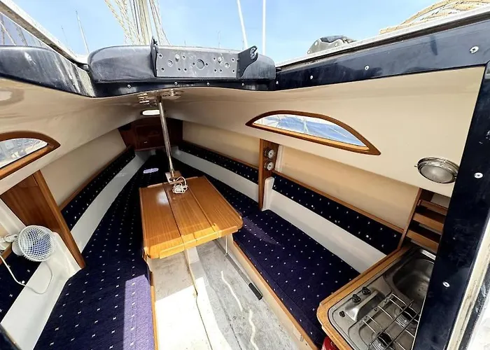 Bateau-hôtel Marine Dream *