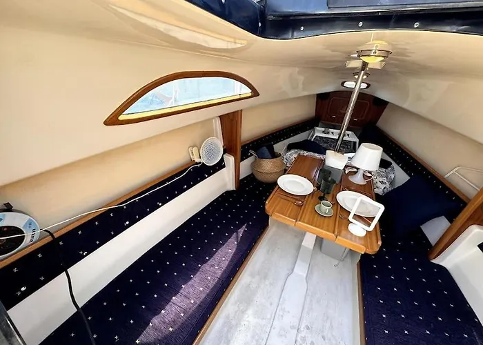 Ботель Marine Dream *