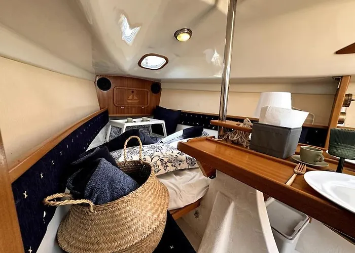 Bateau-hôtel Marine Dream